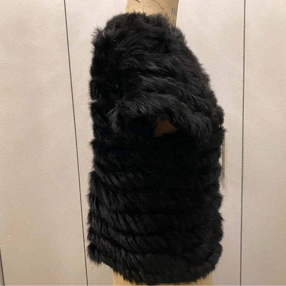 Monari cropped fur top with buttons - Picture 5 of 12